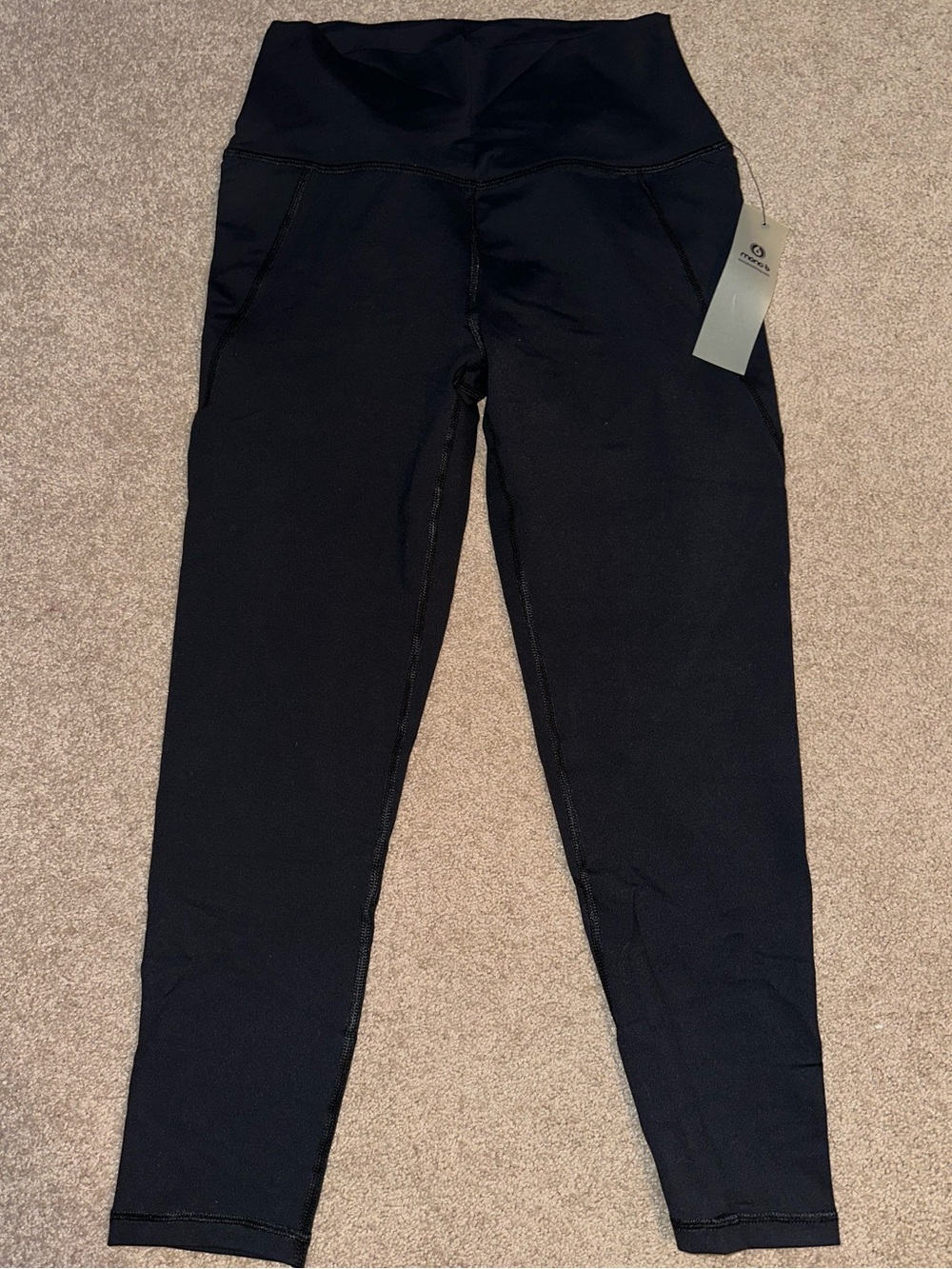 NWT Mono B Black Sculpting Leggings, Capri Length, SZ L